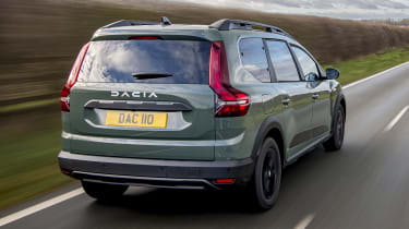 Dacia Jogger - rear tracking